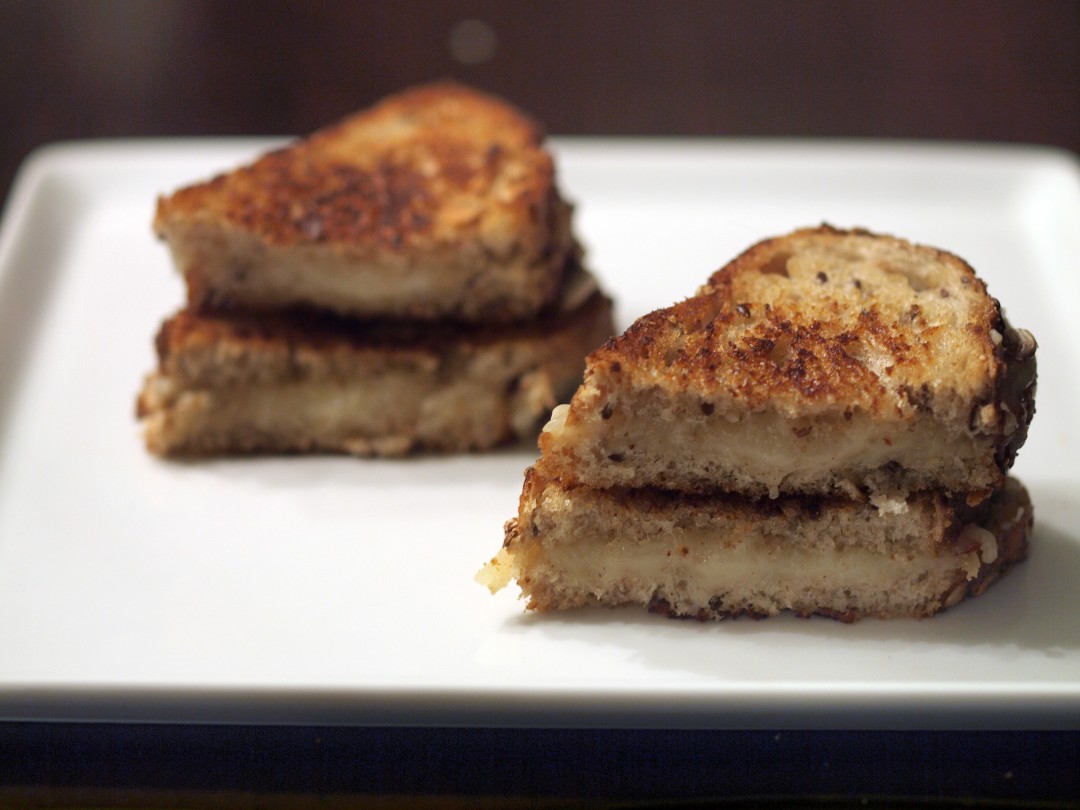 Lou Bergier Pichin & Rustico Red Pepper Cheeses